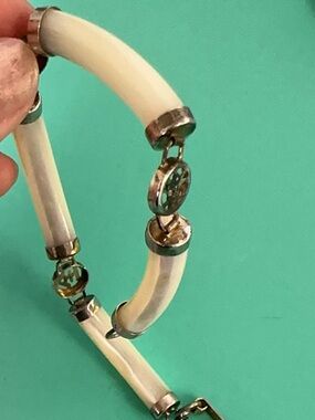 Mother of Pearl Tube Link Bracelet with Silver Chinese Fortune